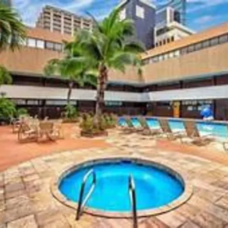Condotel With Free Parking Wifi Central Ac Honolulu Exterior photo