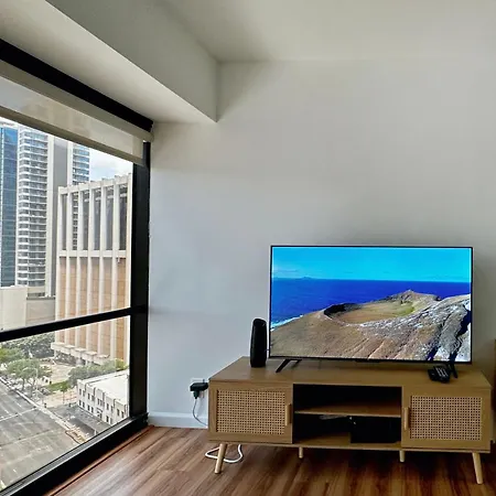 Condotel With Free Parking Wifi Central Ac Honolulu Room photo