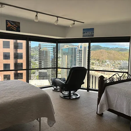 Condotel With Free Parking Wifi Central Ac Honolulu Room photo