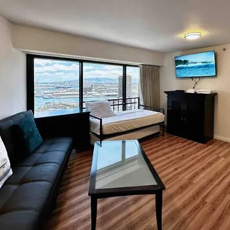 Condotel With Free Parking Wifi Central Ac Honolulu Room photo