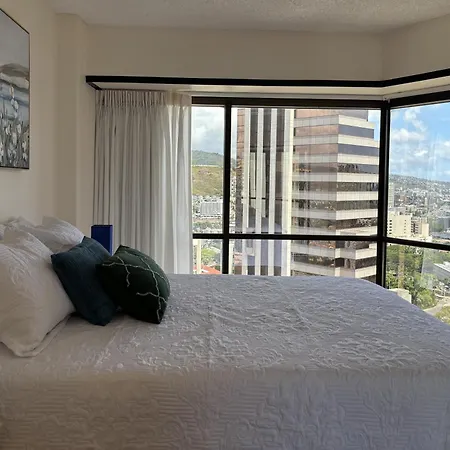 Condotel With Free Parking Wifi Central Ac Honolulu Room photo
