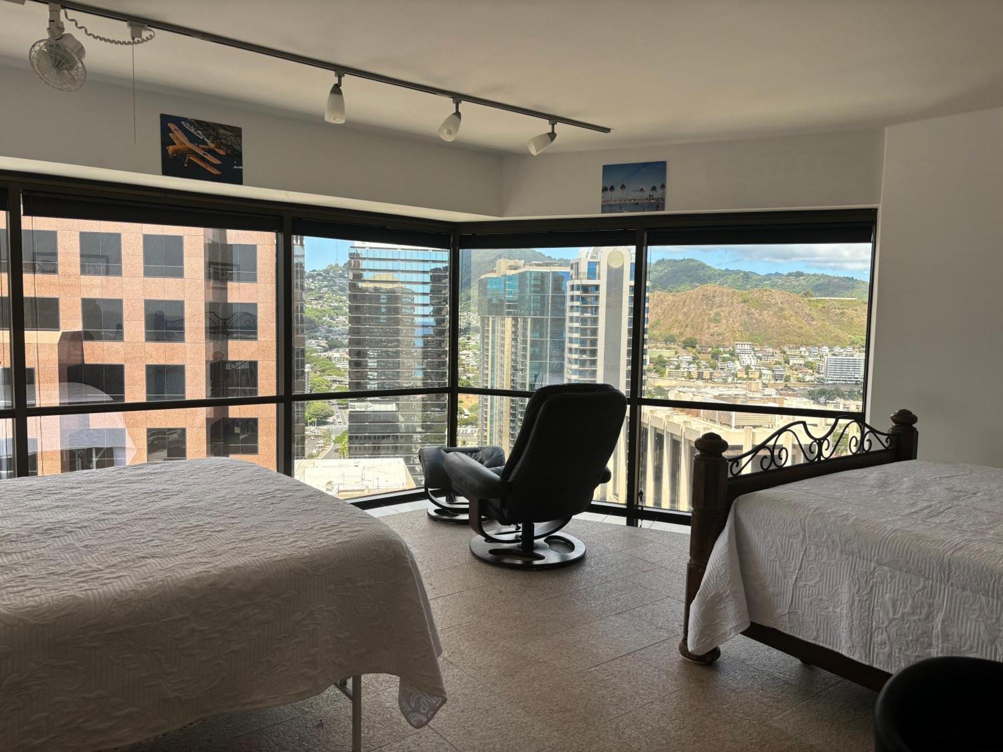 Condotel With Free Parking Wifi Ac Apartment Honolulu